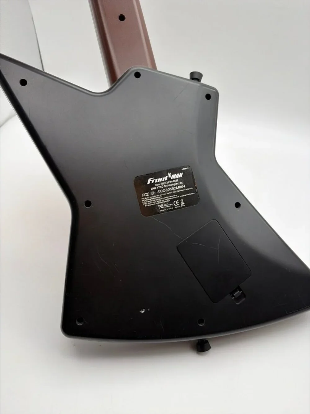 Nyko Front Man Guitar 80592-E14-0611 PS2 Wireless Controller With Dongle Tested